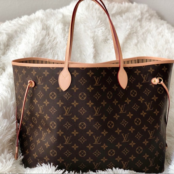 Louis Vuitton Handbags - Louis Vuitton Neverfull Monogram GM